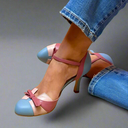 Alicia | Tacones de Cuero con Brida de Tobillo y Lazo